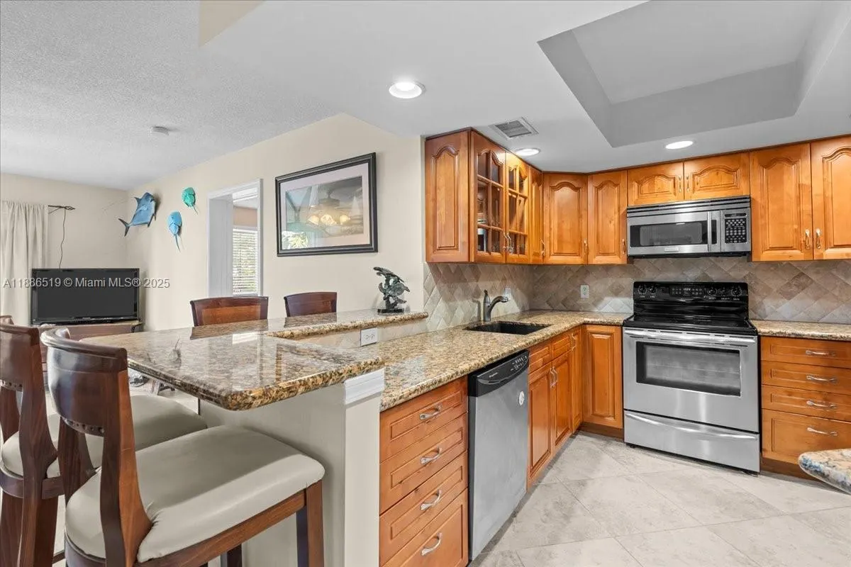 2021 SE 10th Ave, #212