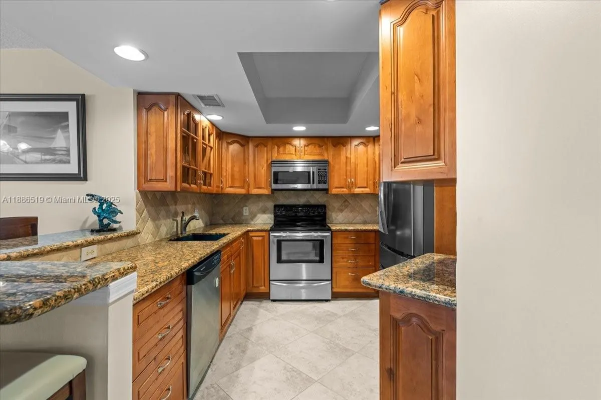 2021 SE 10th Ave, #212