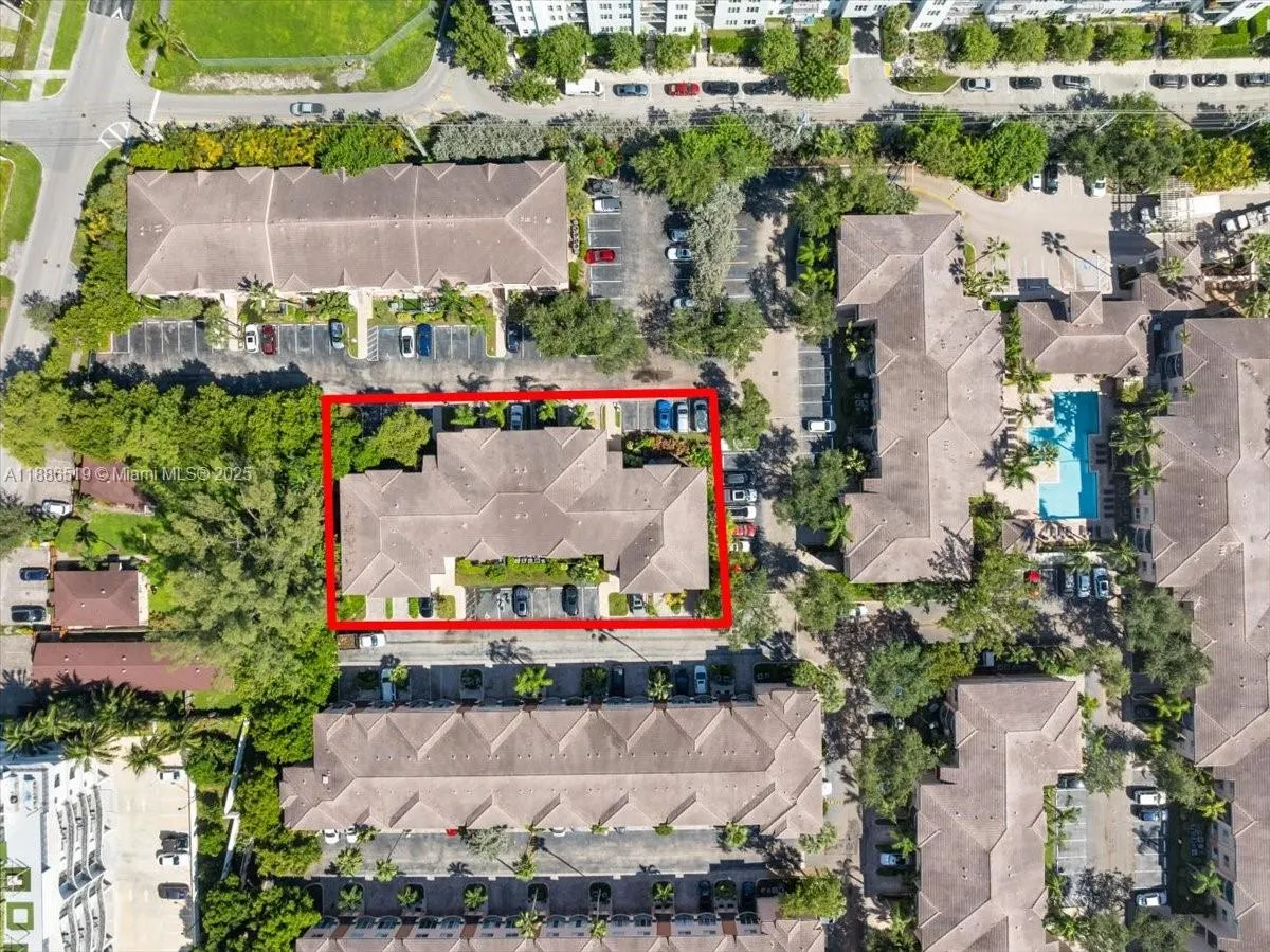 2021 SE 10th Ave, #212