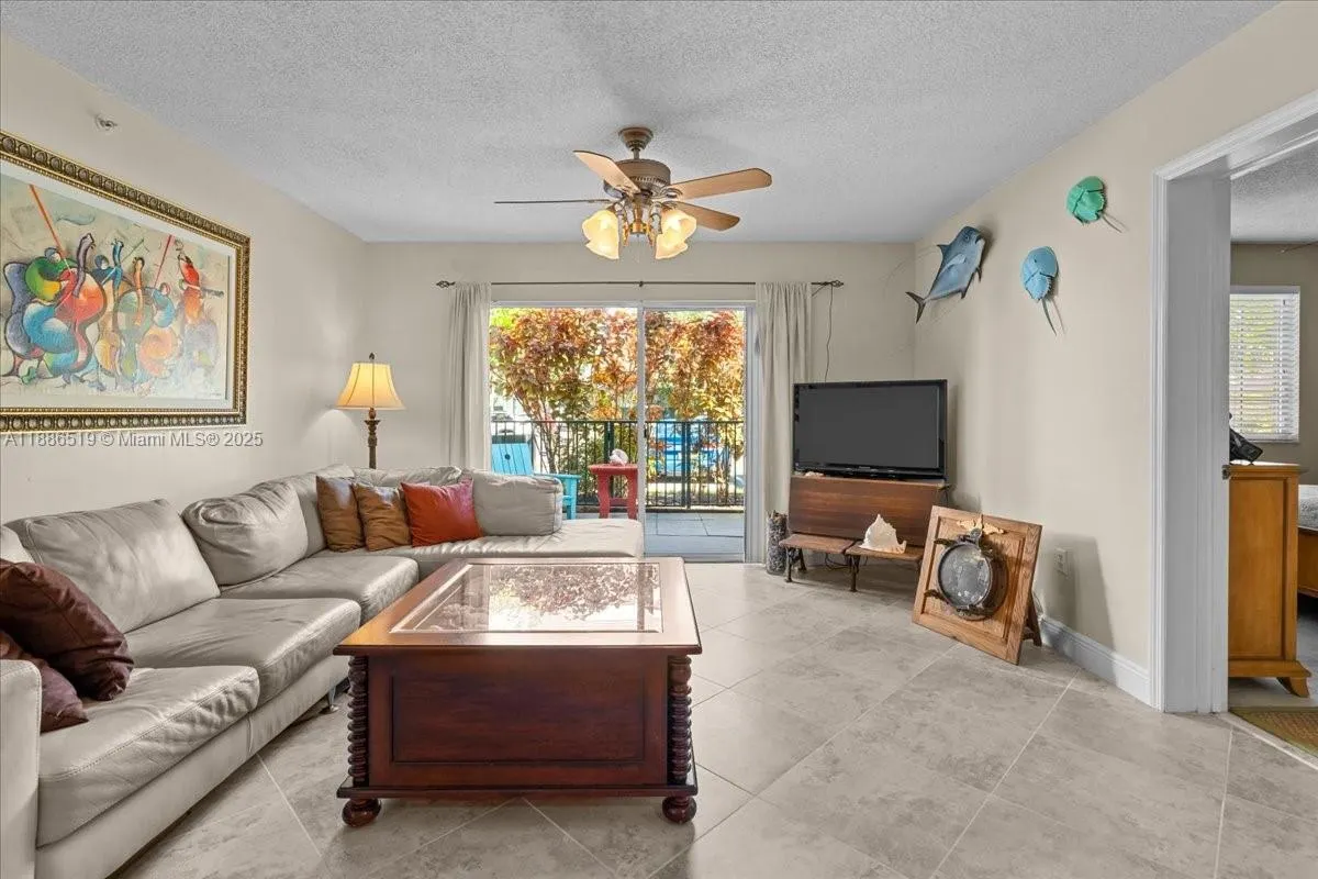 2021 SE 10th Ave, #212
