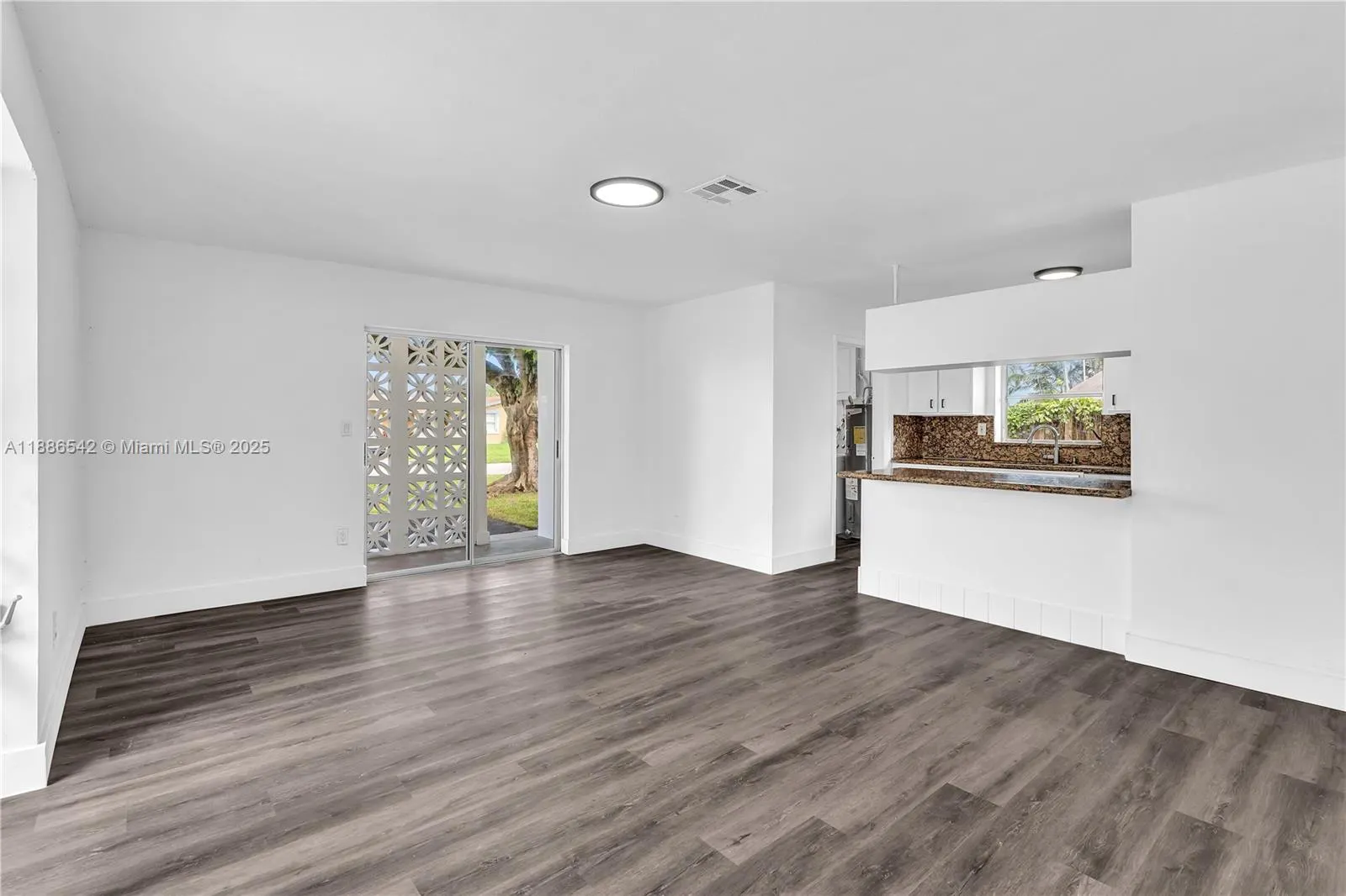 19701 Belmont Dr