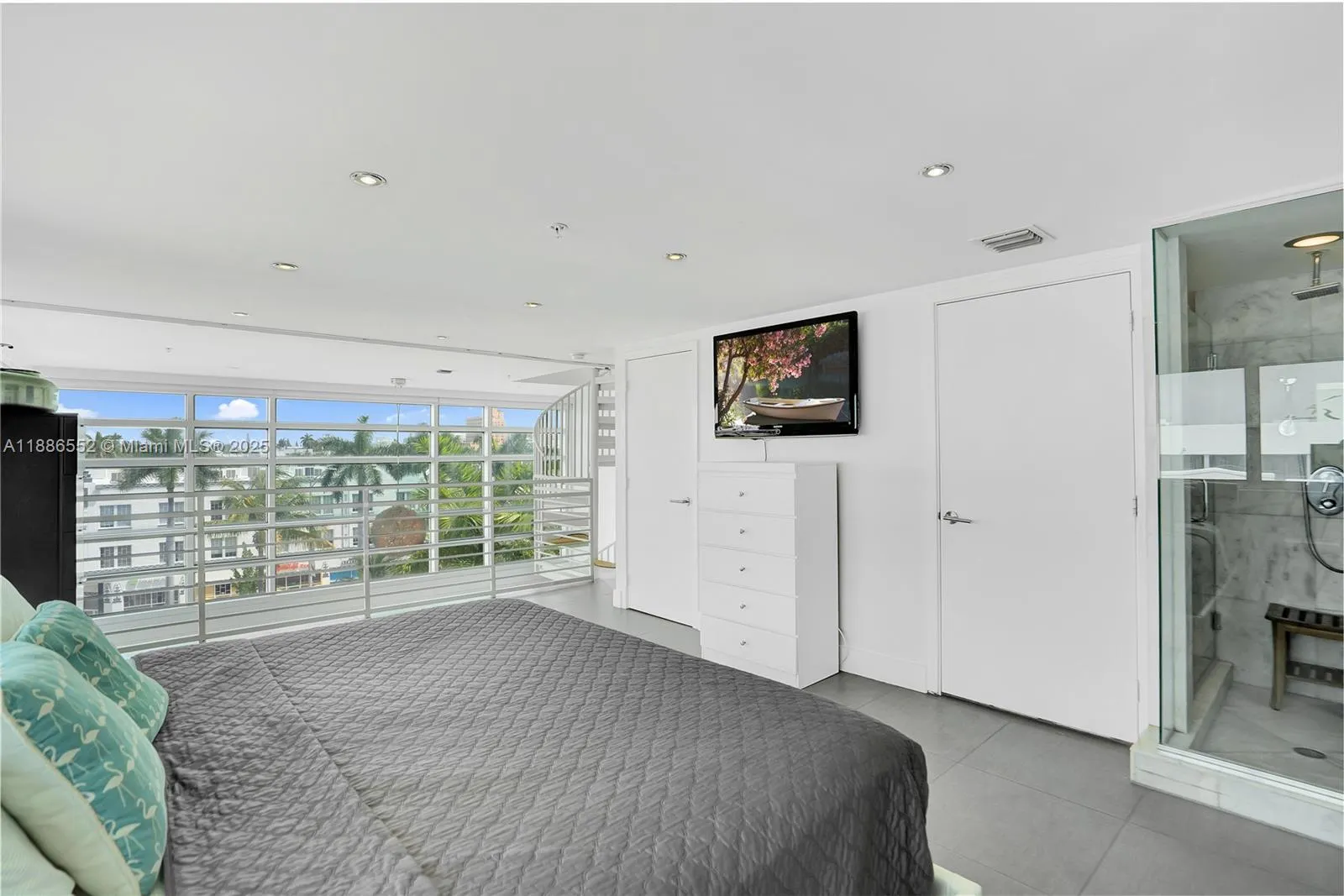 421 Meridian Ave, #21