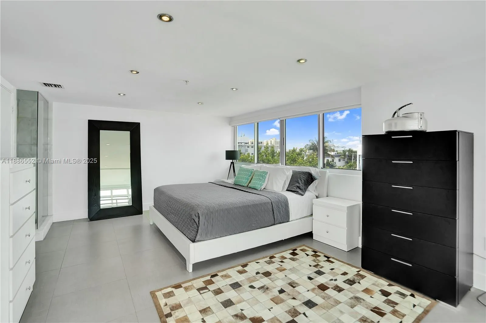 421 Meridian Ave, #21
