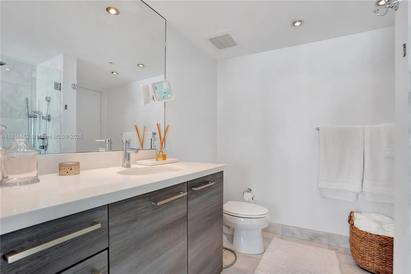 421 Meridian Ave, #21