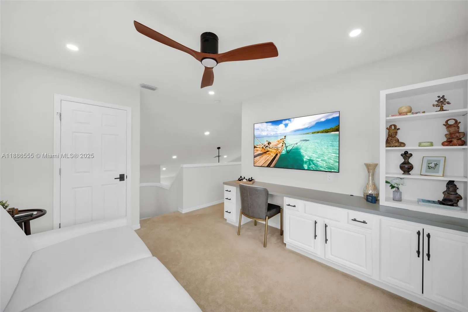 8864 Ventura Way