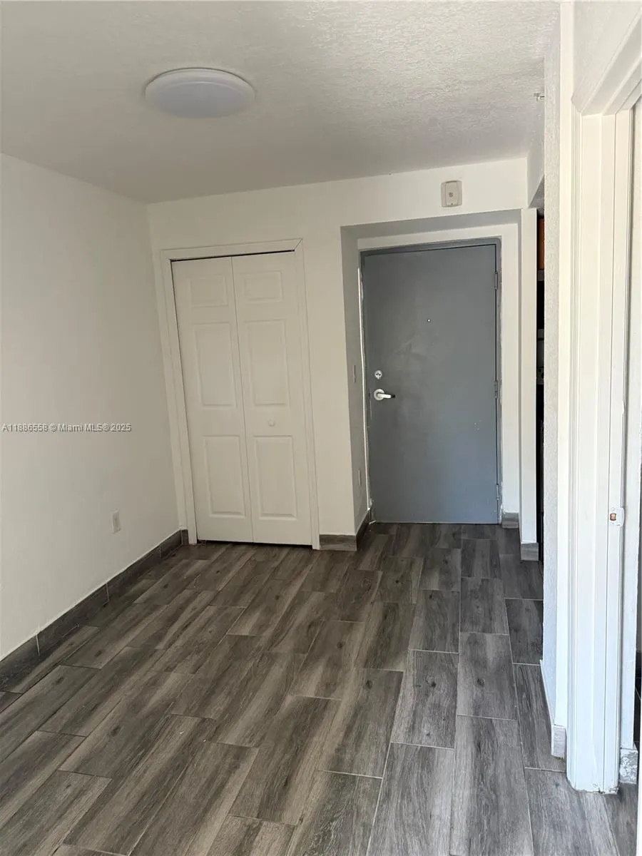 1531 NW 16th Ave, #202