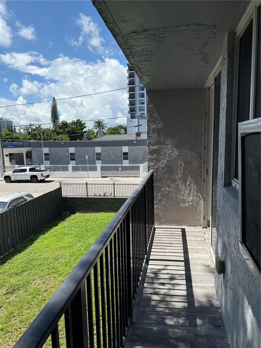 1531 NW 16th Ave, #202