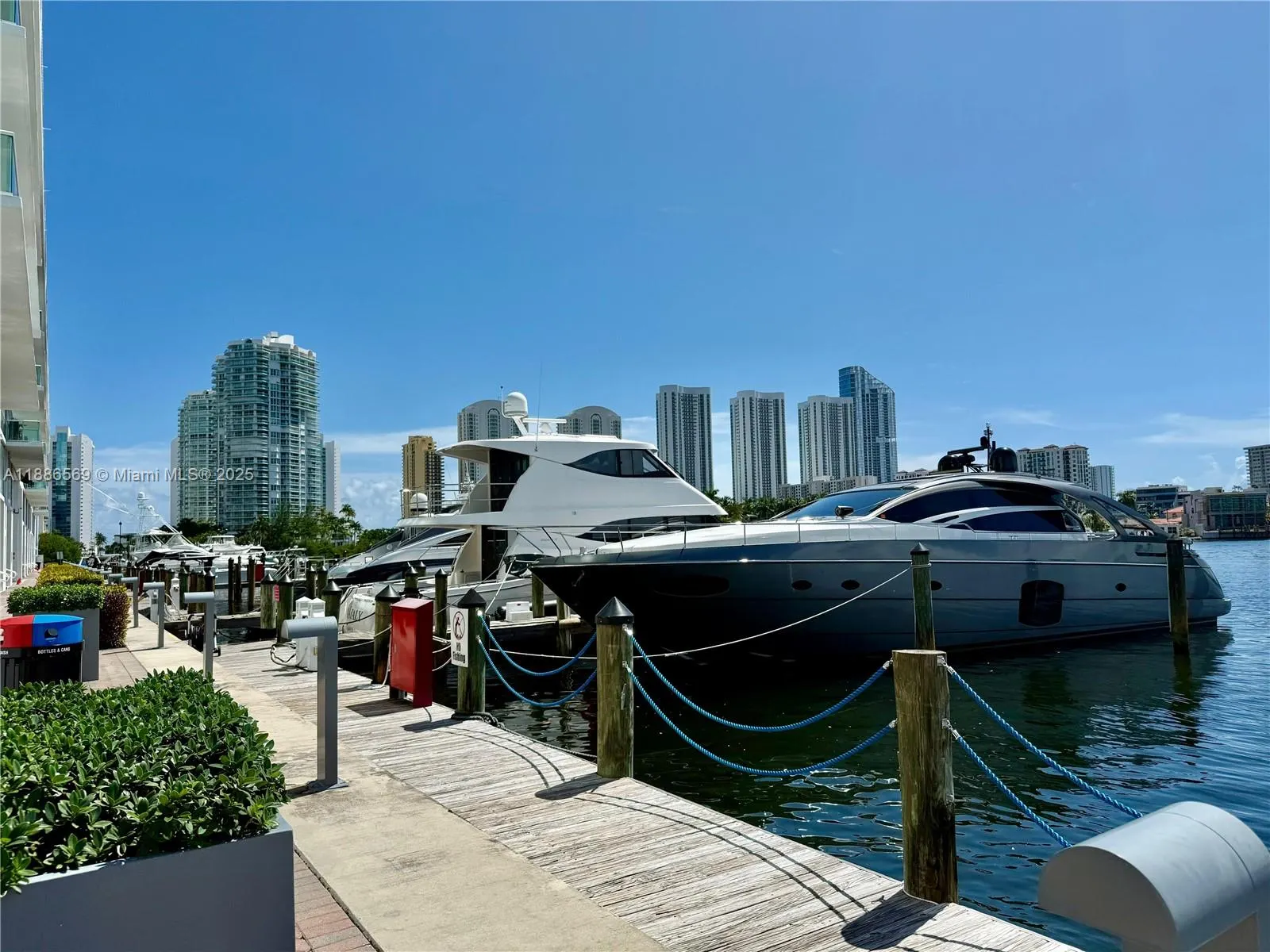 400 Sunny Isles Blvd, #916