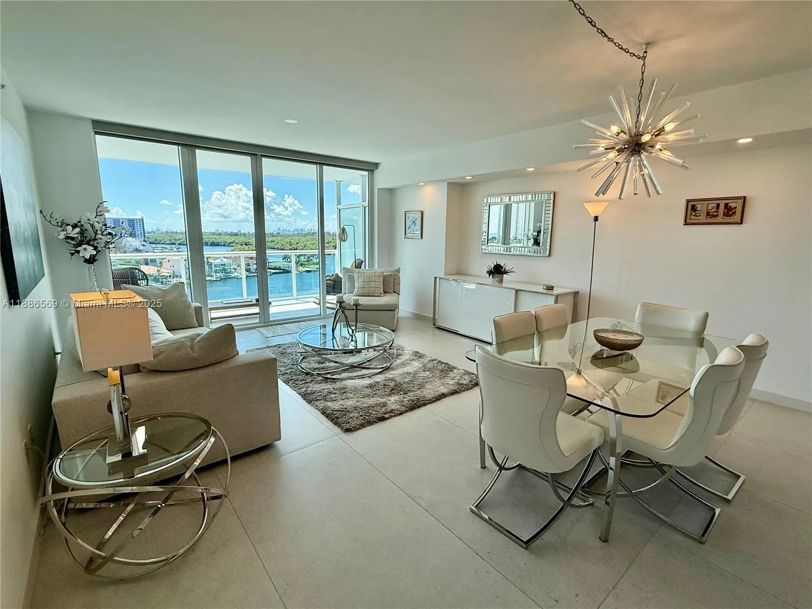 400 Sunny Isles Blvd, #916