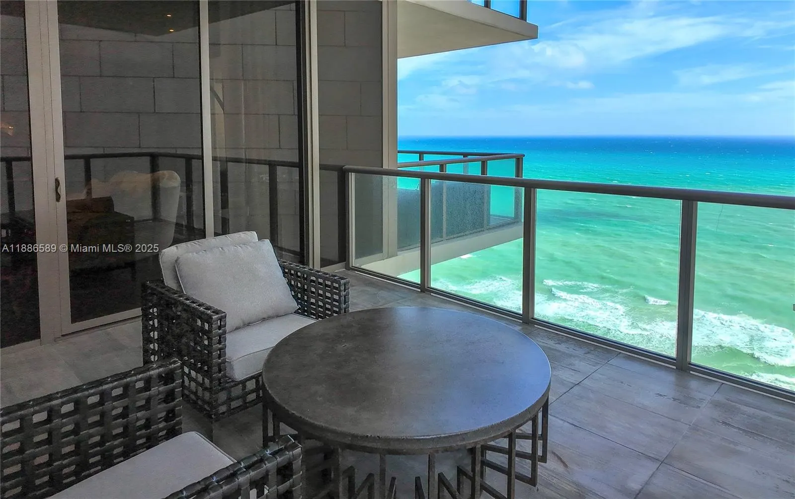 9705 Collins Ave, #2304N