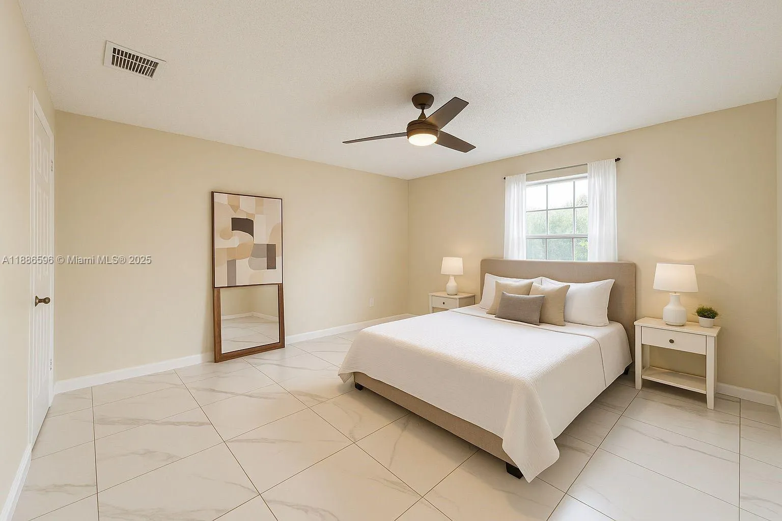 11077 Sacco Dr