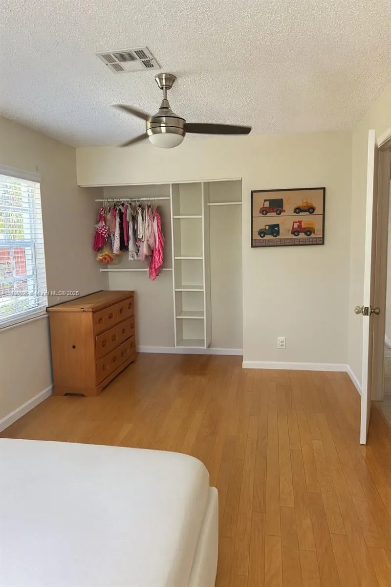11077 Sacco Dr