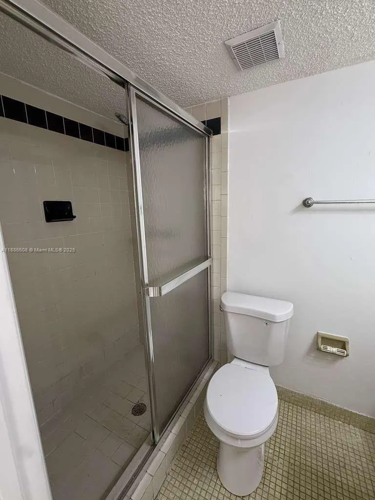 7610 Stirling Rd, #202G