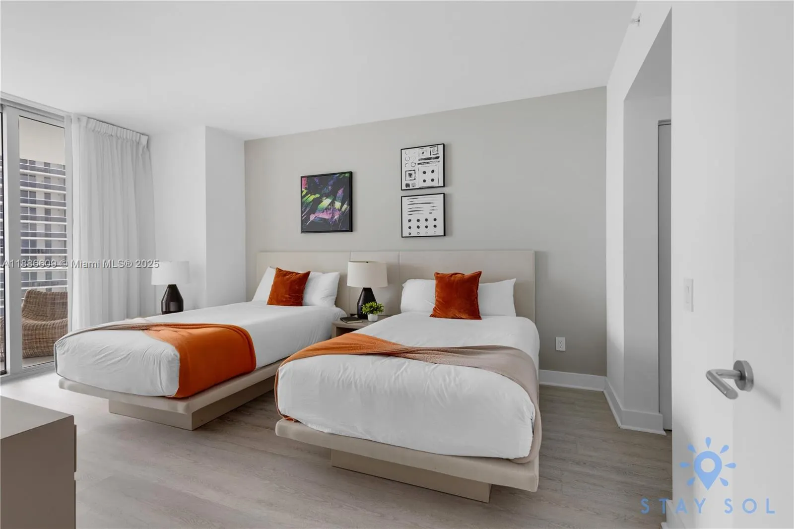 4111 S Ocean Dr, #2605