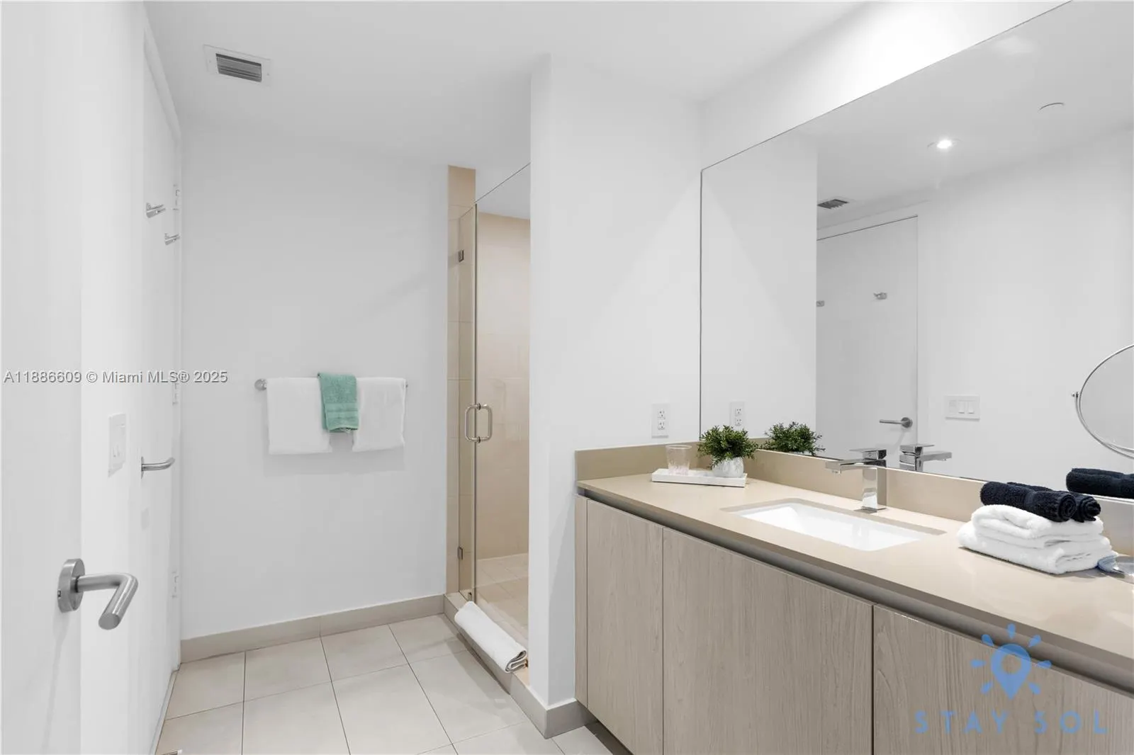 4111 S Ocean Dr, #2605