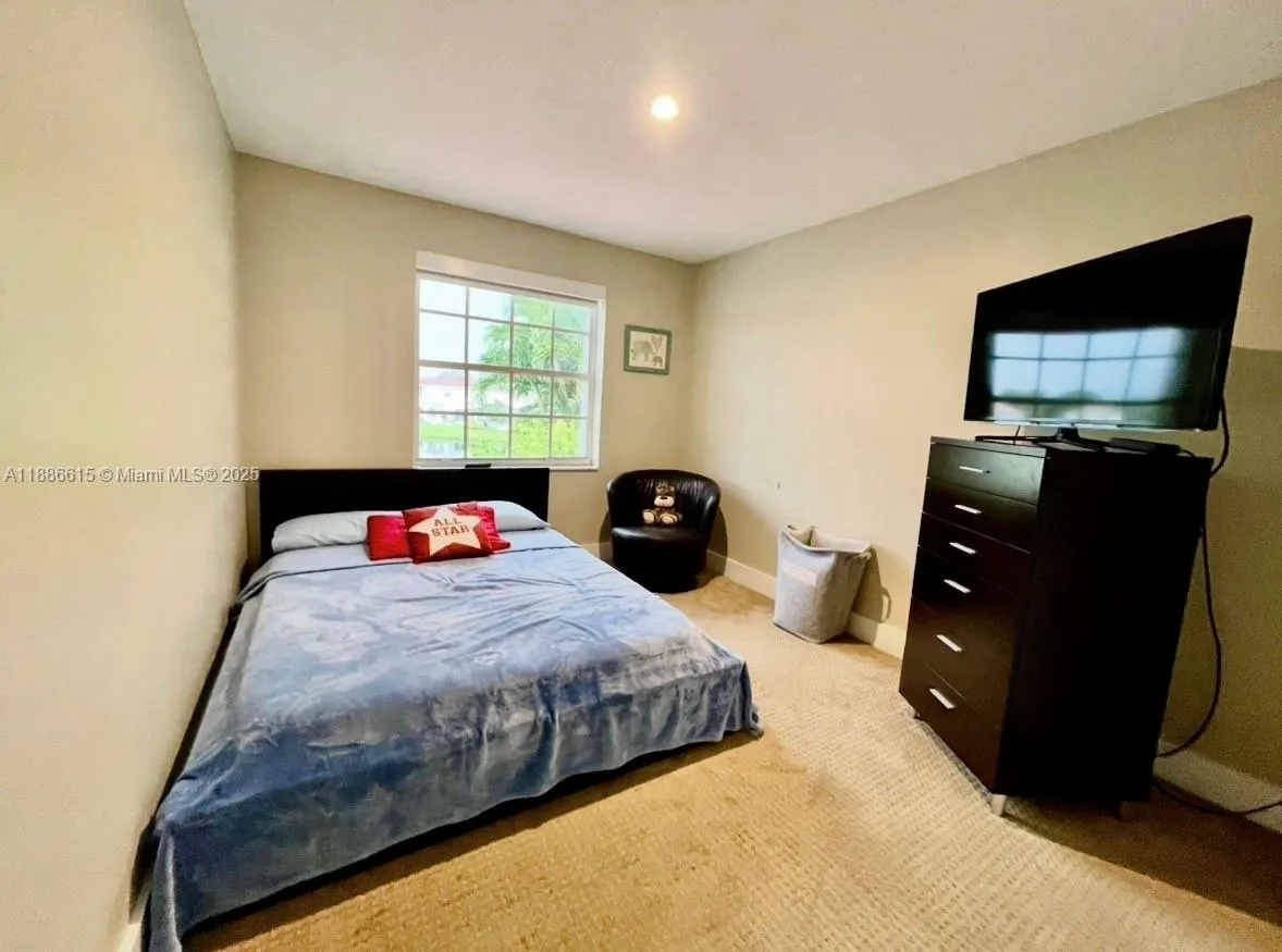 155 S Granada Ave