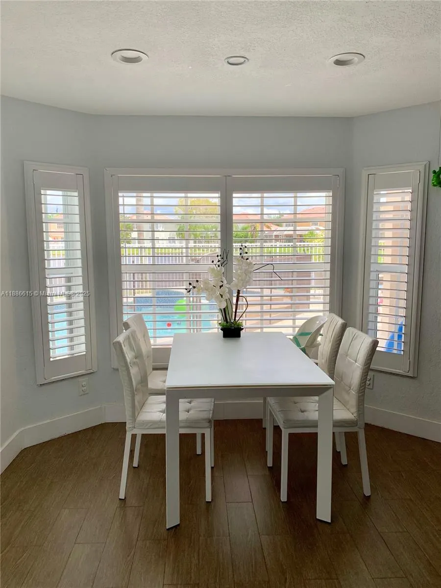 155 S Granada Ave