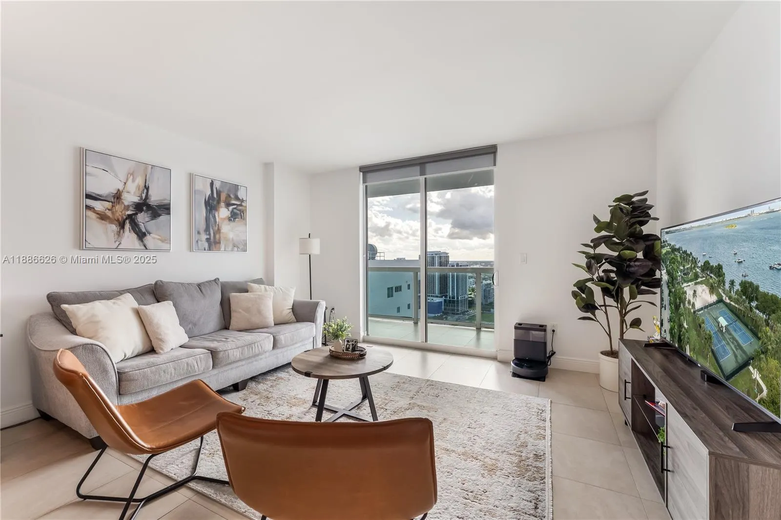 1800 N Bayshore Dr, #4006