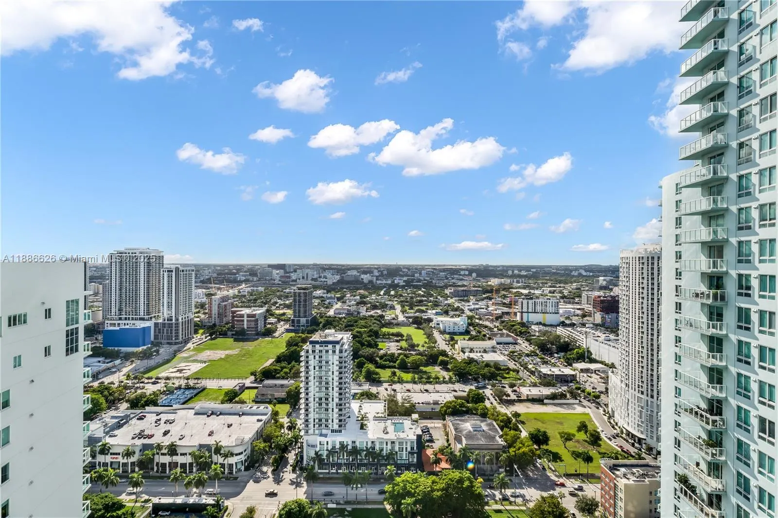 1800 N Bayshore Dr, #4006