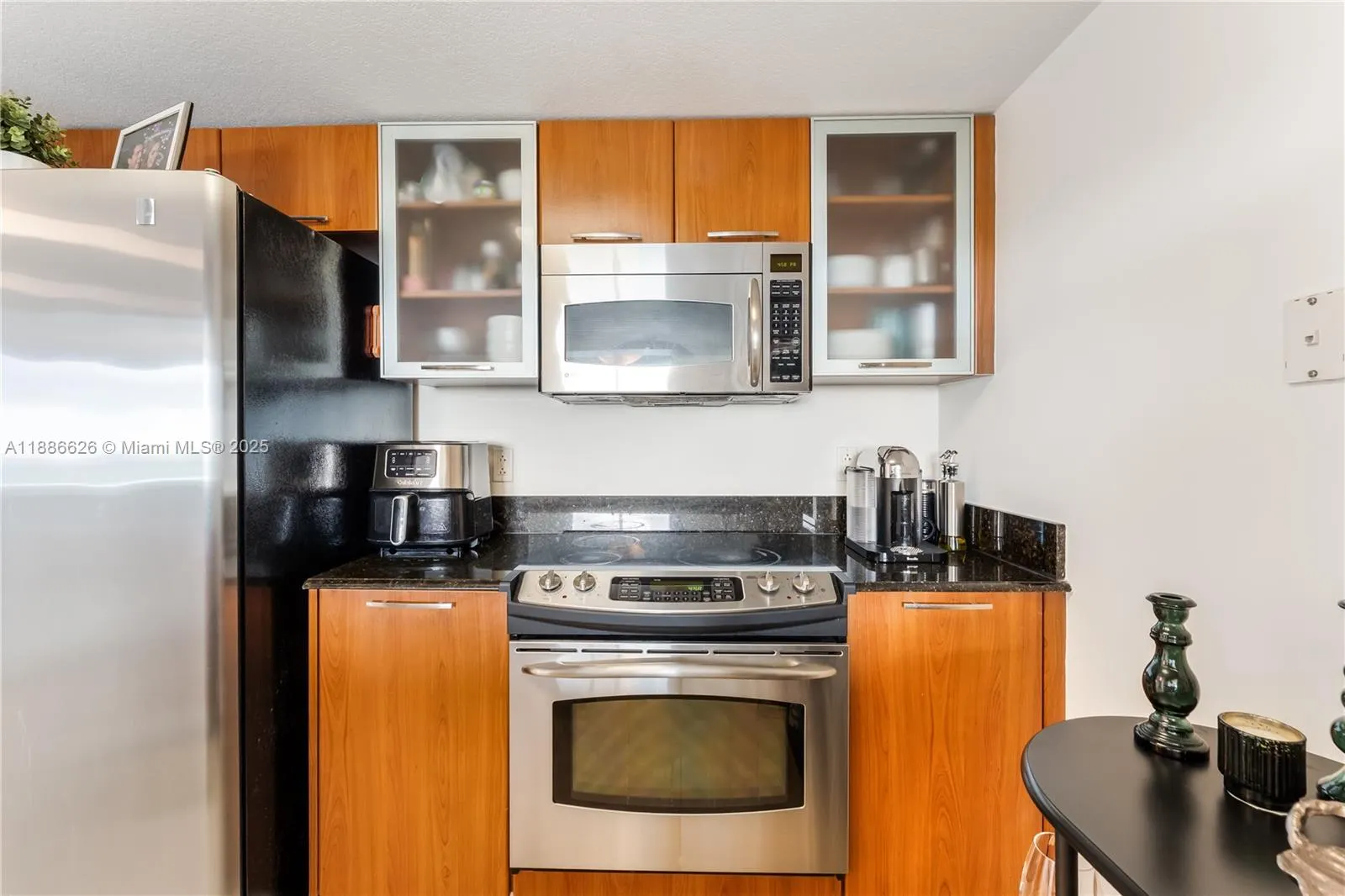 1800 N Bayshore Dr, #4006