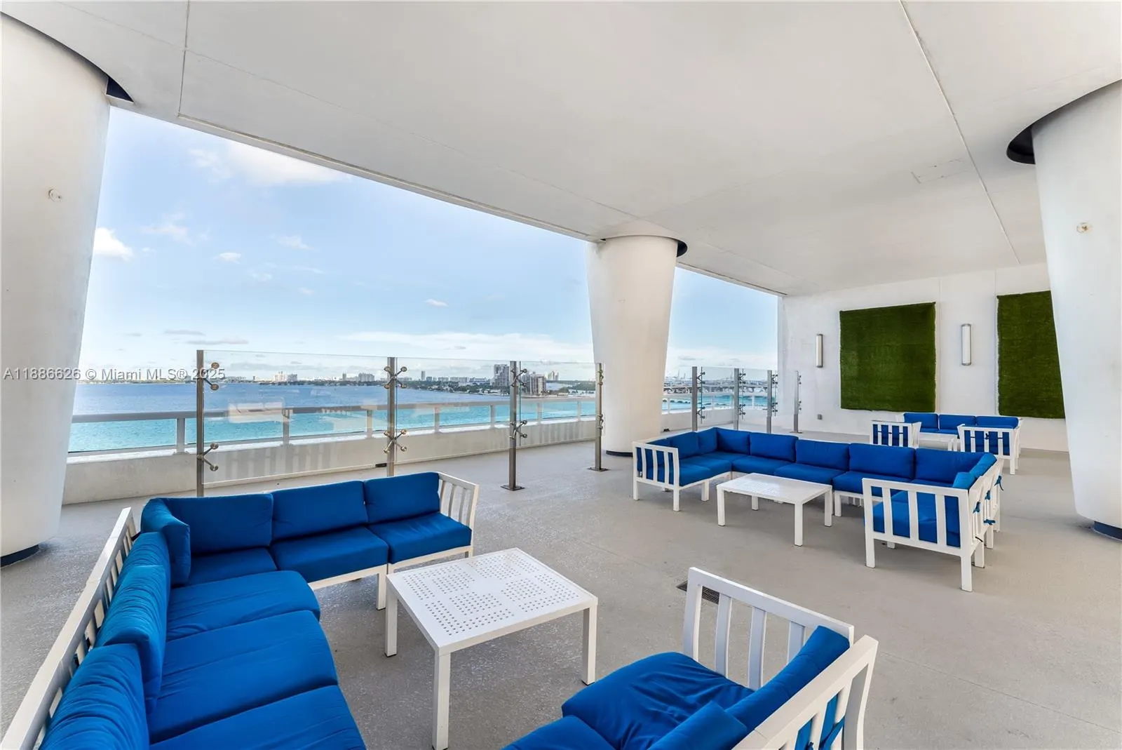 1800 N Bayshore Dr, #4006