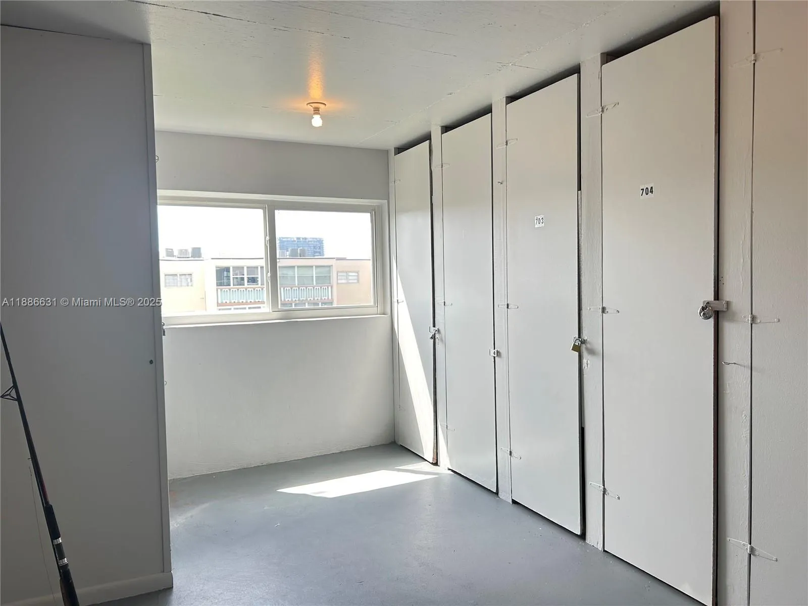 619 NE 14th Ave, #703