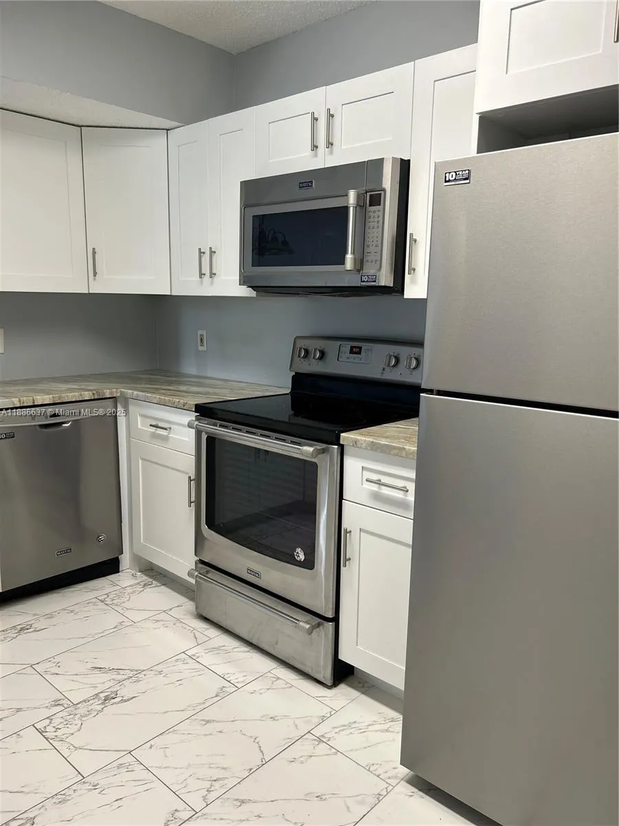 8801 Wiles Rd, #306