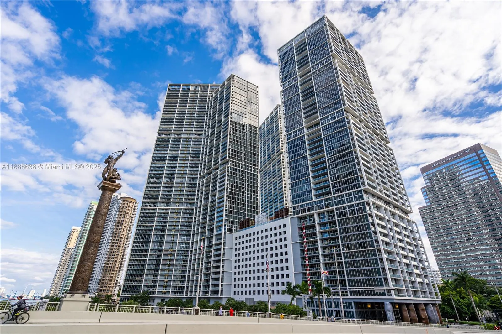495 Brickell Ave, #1510