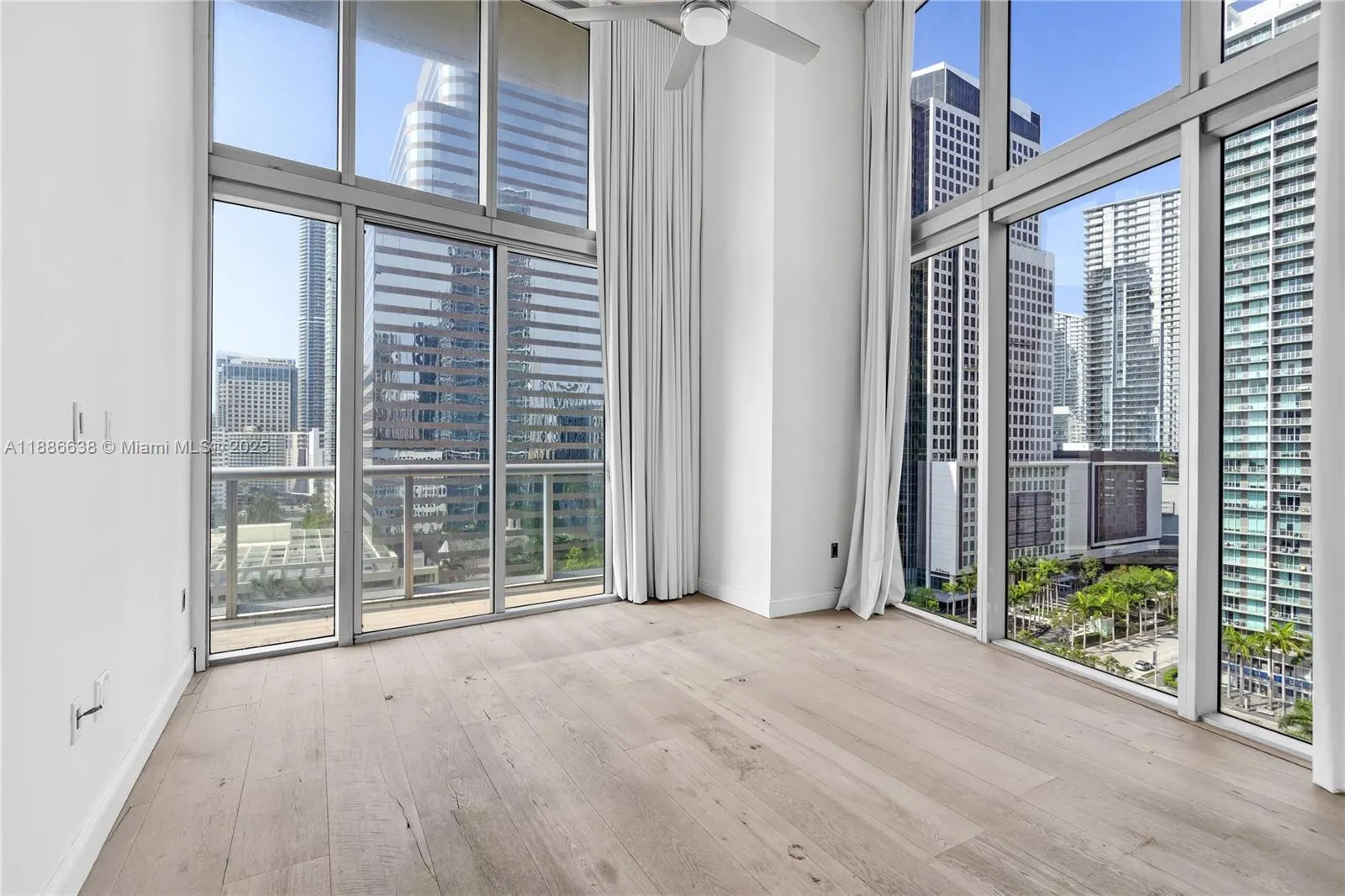 495 Brickell Ave, #1510