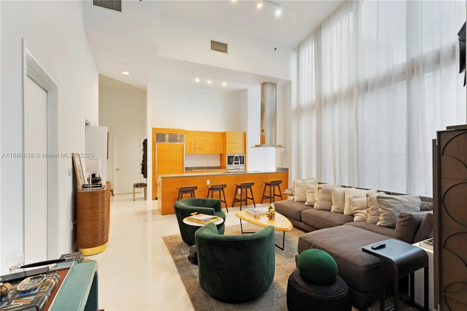 495 Brickell Ave, #1510