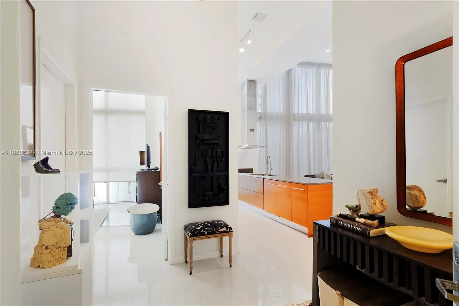 495 Brickell Ave, #1510