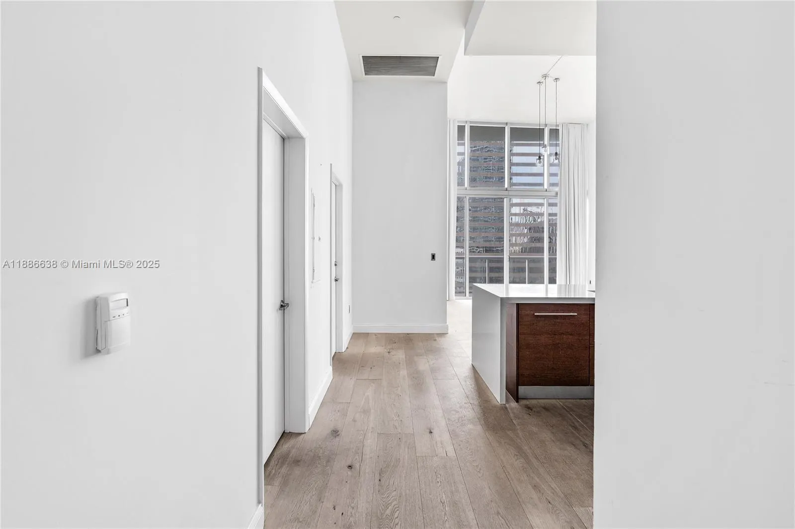 495 Brickell Ave, #1510