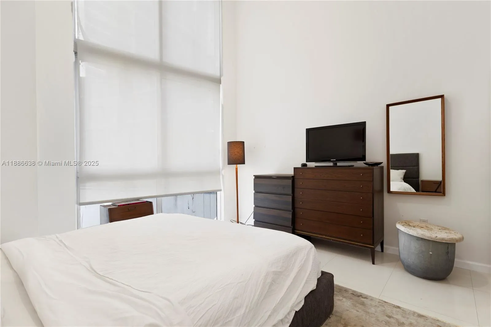 495 Brickell Ave, #1510