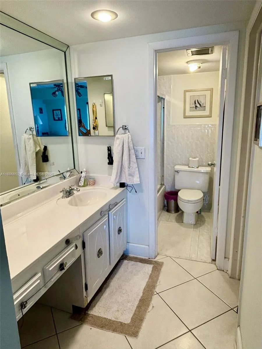 77 Crandon Blvd, #4E