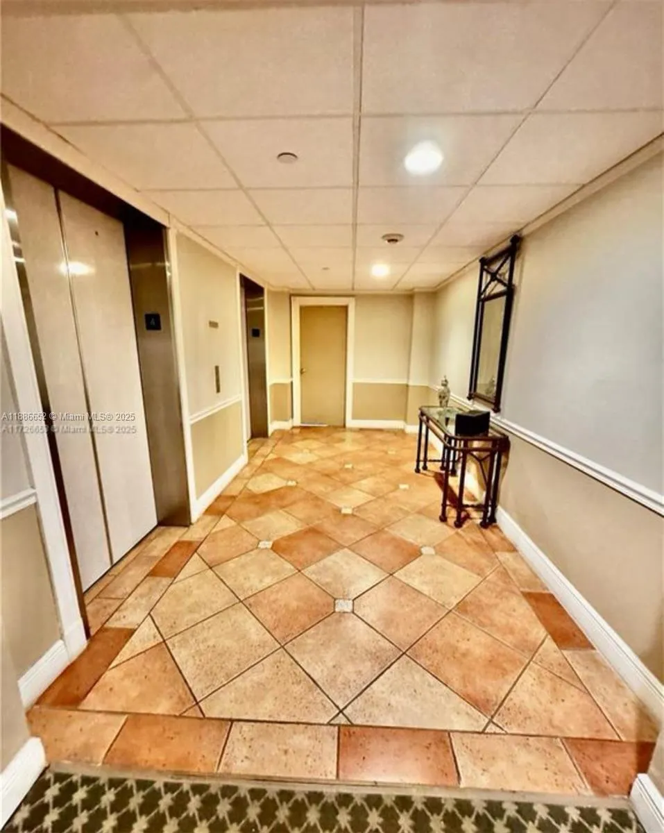 77 Crandon Blvd, #4E