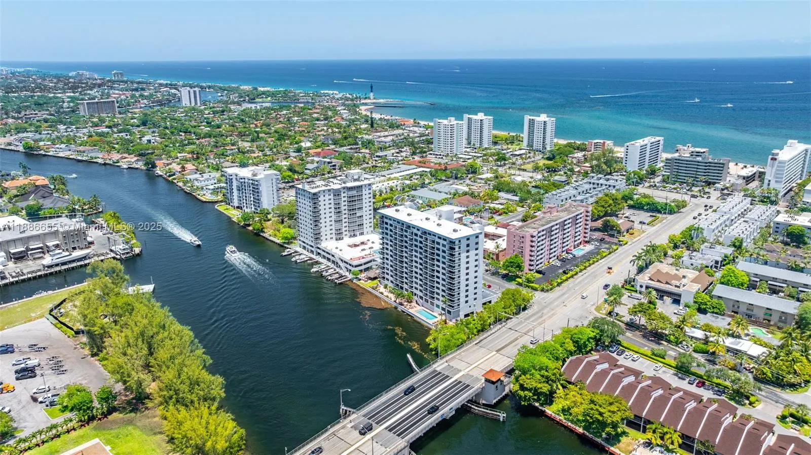 1401 N Riverside Dr, #1403