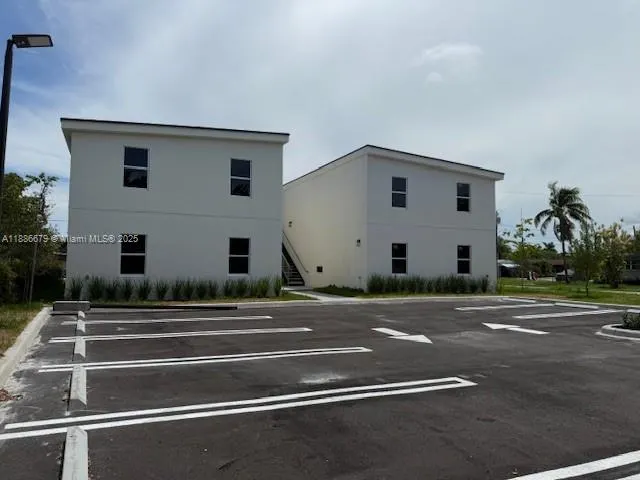 511 SW 1 AVENUE, ##1A