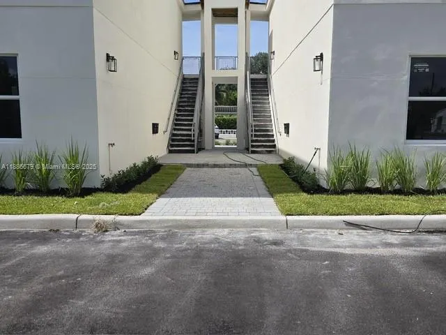 511 SW 1 AVENUE, ##1A