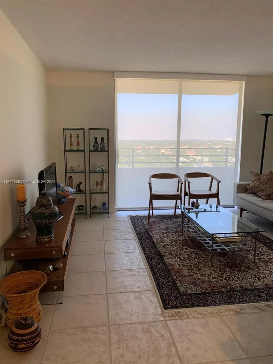 600 Three Islands Blvd, #1101