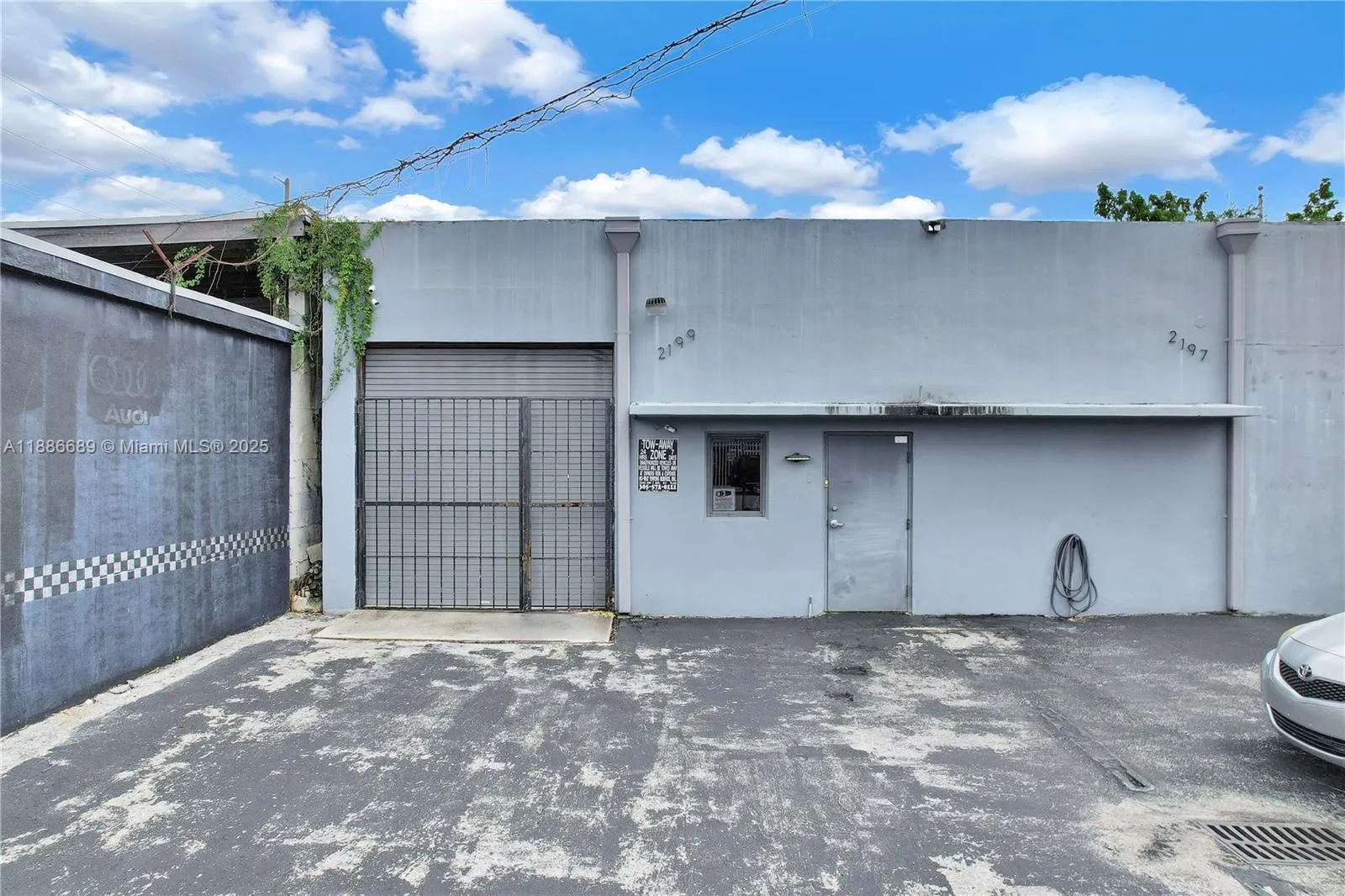 2199 NW 22nd Ct