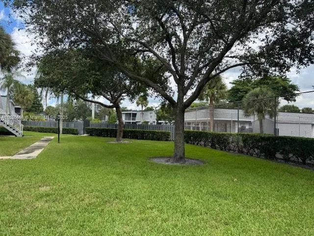 360 NW 69th Ave, #202