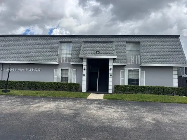 360 NW 69th Ave, #202
