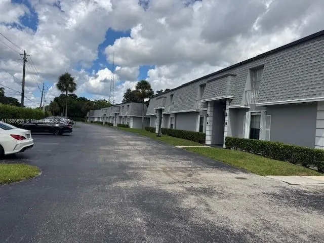 360 NW 69th Ave, #202