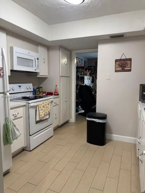 360 NW 69th Ave, #202