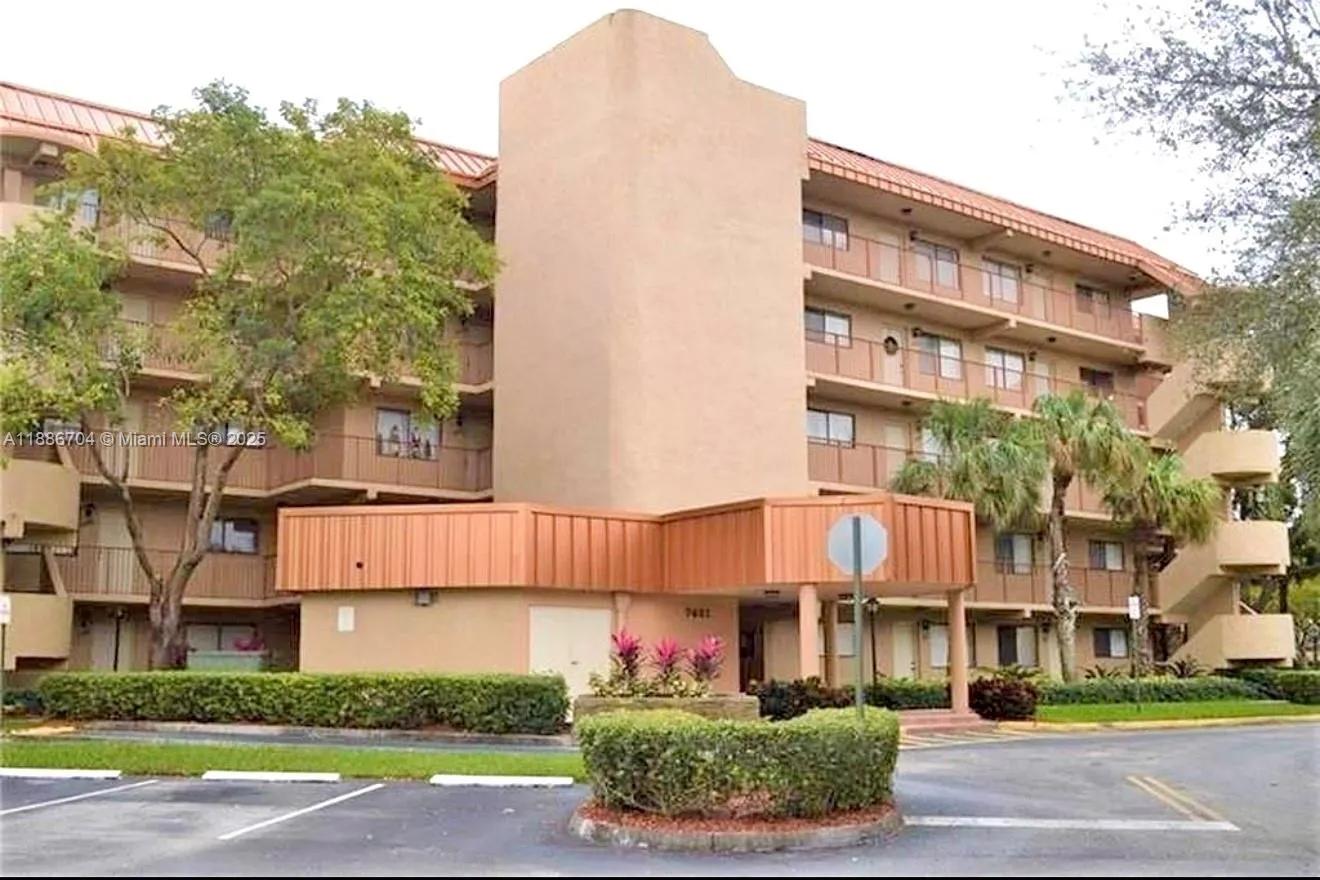 7451 NW 16th St, #207