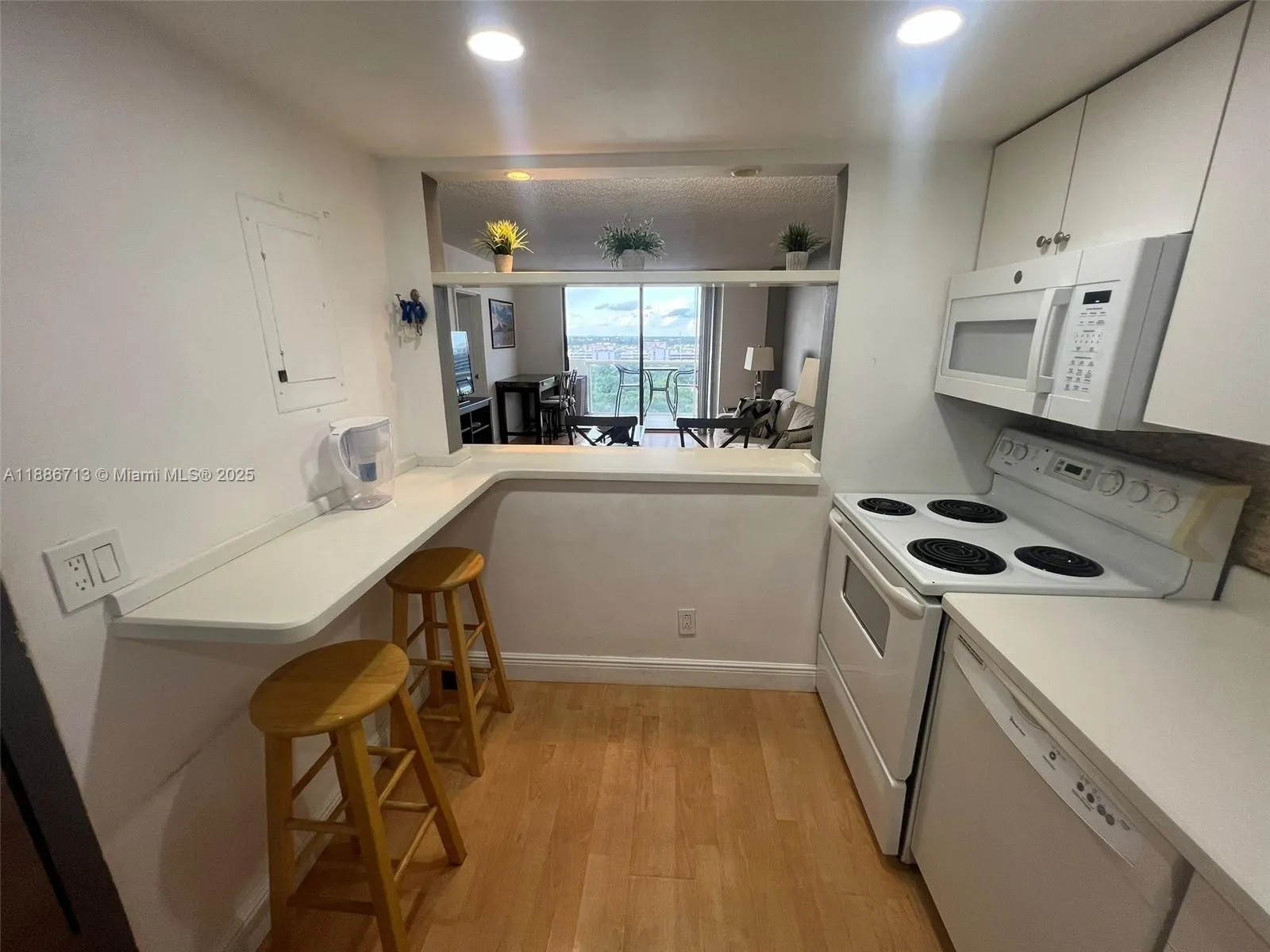 13499 Biscayne Blvd, #1601
