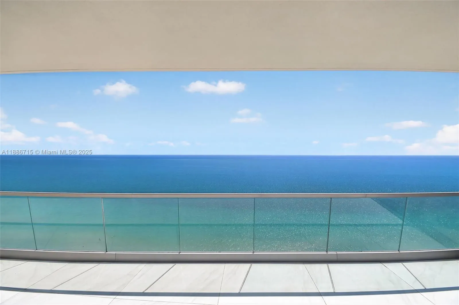 18501 Collins Ave, #2504