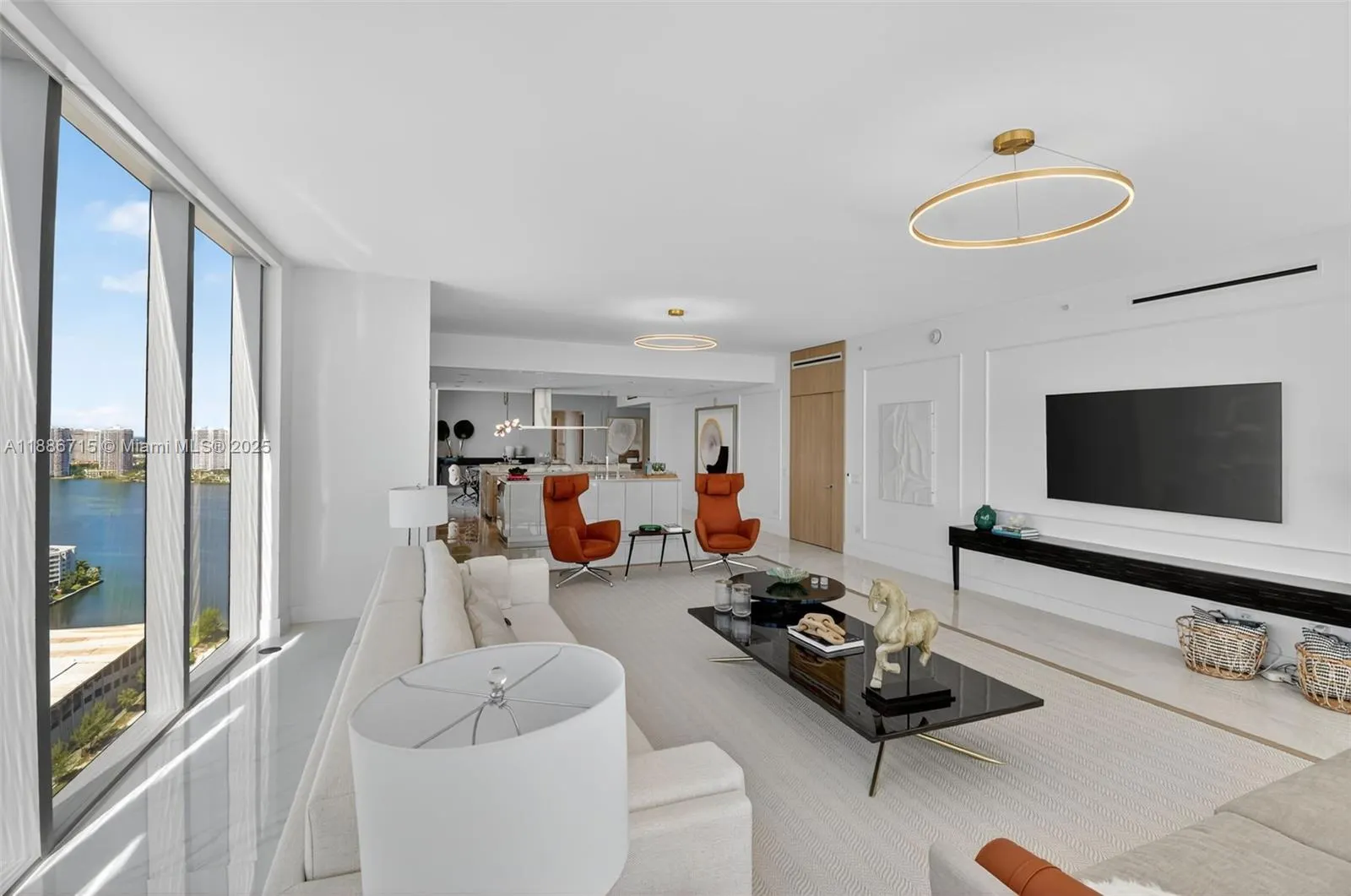 18501 Collins Ave, #2504