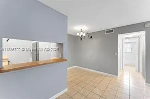1018 Twin Lakes Dr, #21-A