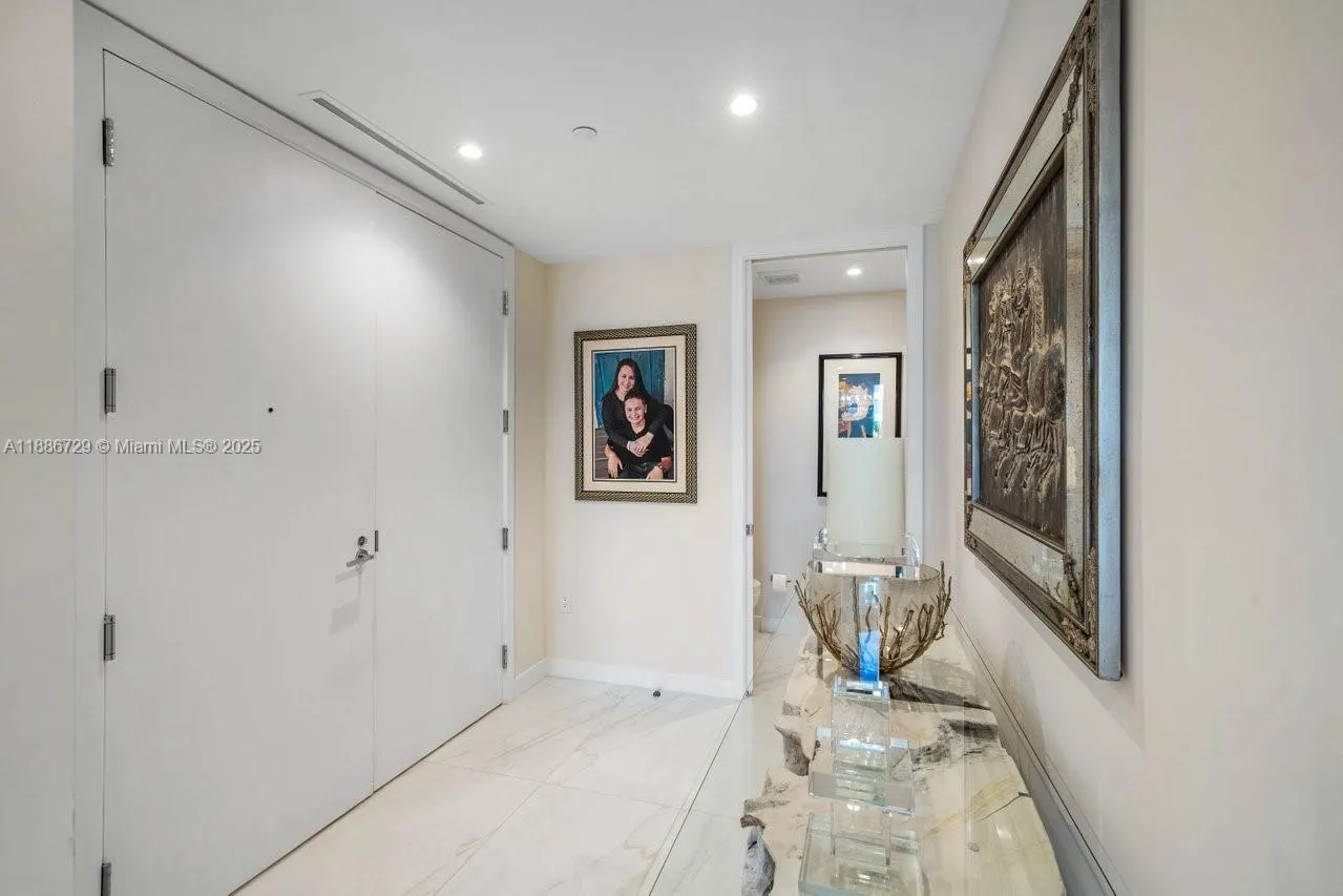210 SE Mizner Blvd, #403